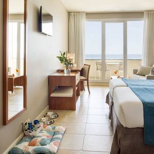 Habitación vista mar pet friendly Hotel ILUNION Fuengirola