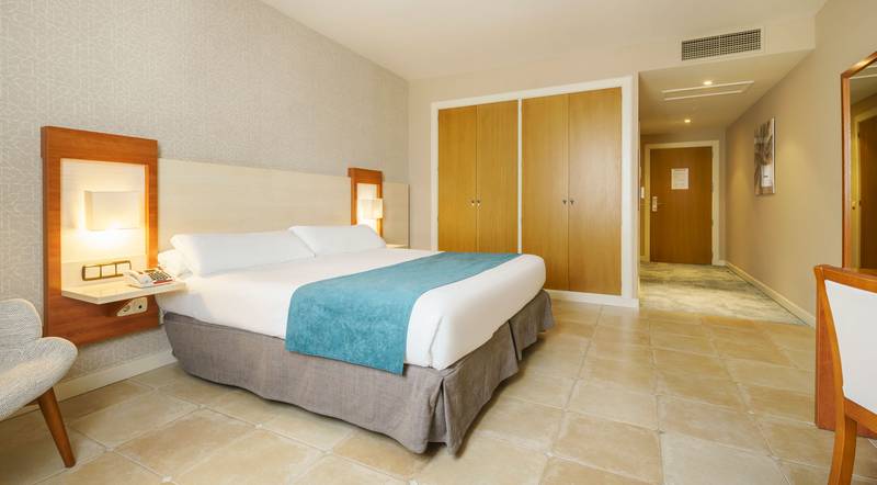  Hotel ILUNION Fuengirola