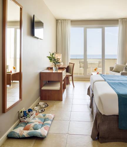  Hotel ILUNION Fuengirola