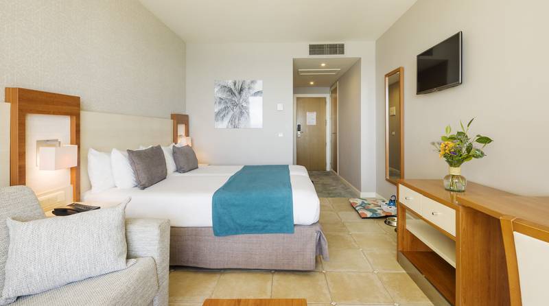  Hotel ILUNION Fuengirola